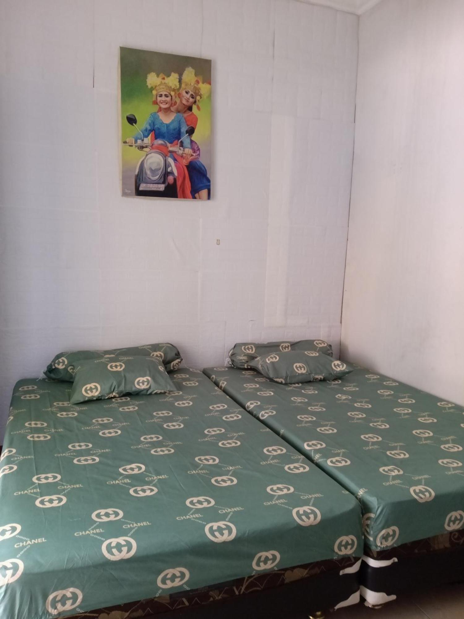 מלון סידוארג'ו Kost Backpacker מראה חיצוני תמונה